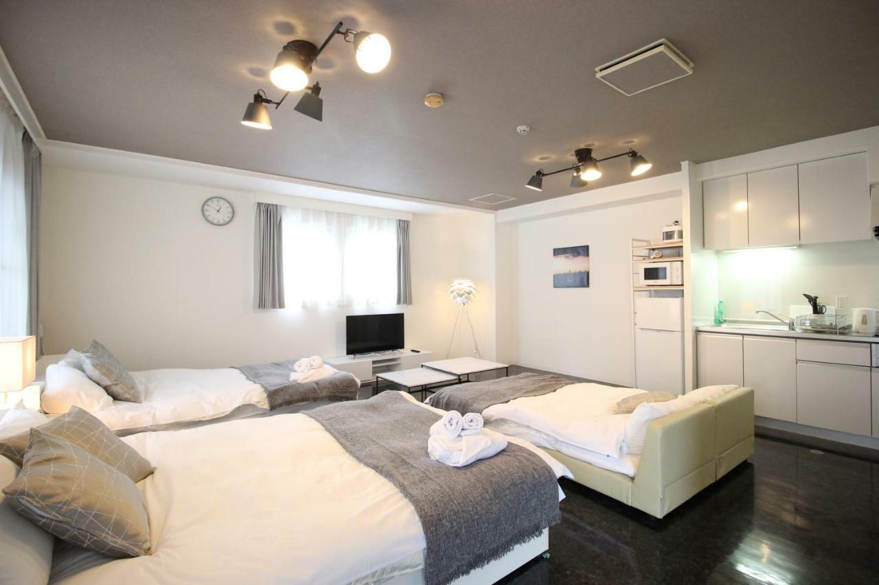 Atrium Apartment Osaka Exterior photo